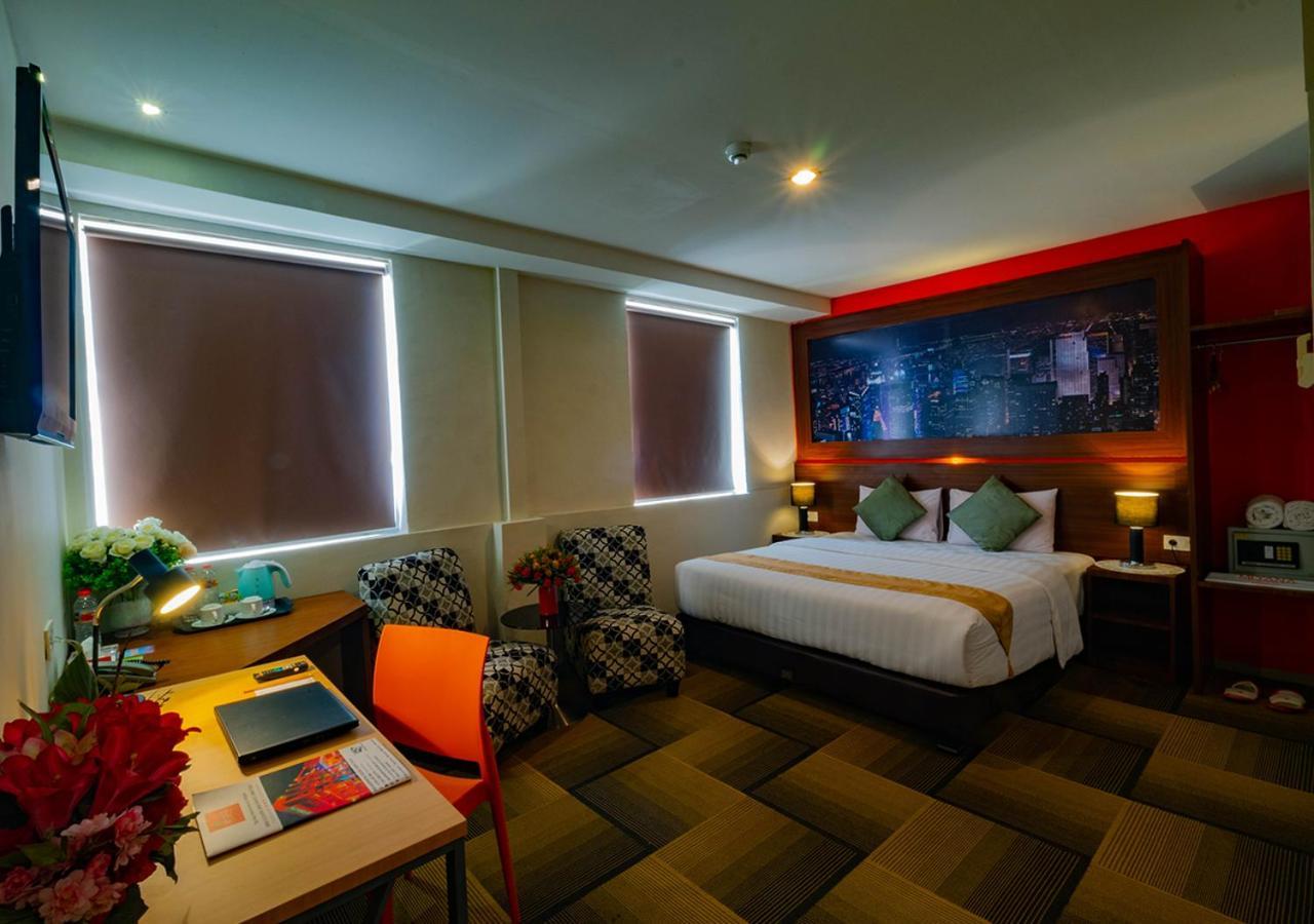 Miyanna Hotel Medan Exterior photo