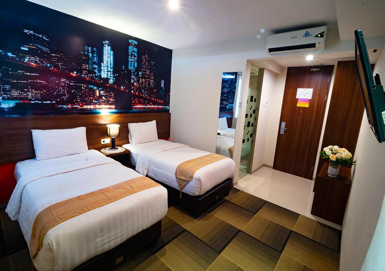 Miyanna Hotel Medan Exterior photo