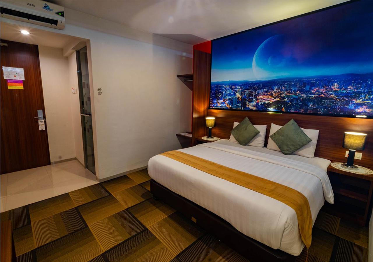 Miyanna Hotel Medan Exterior photo