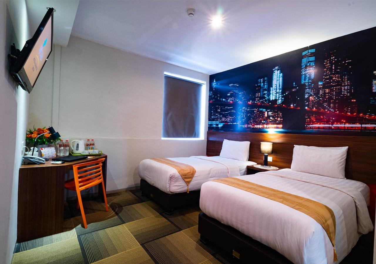 Miyanna Hotel Medan Exterior photo